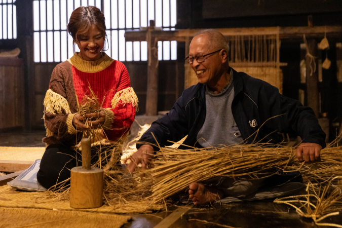 白川郷合掌造り民家園 園内散策・わら細工体験