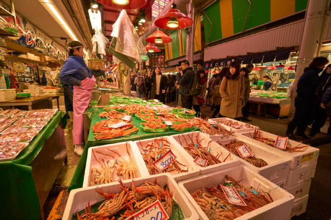 近江町市場にて昼食